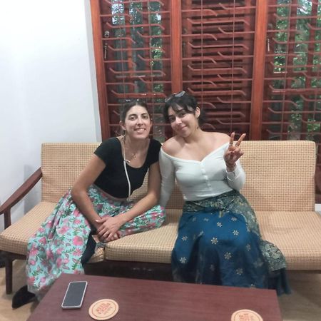 אהנגאמה Hostal Gang מראה חיצוני תמונה